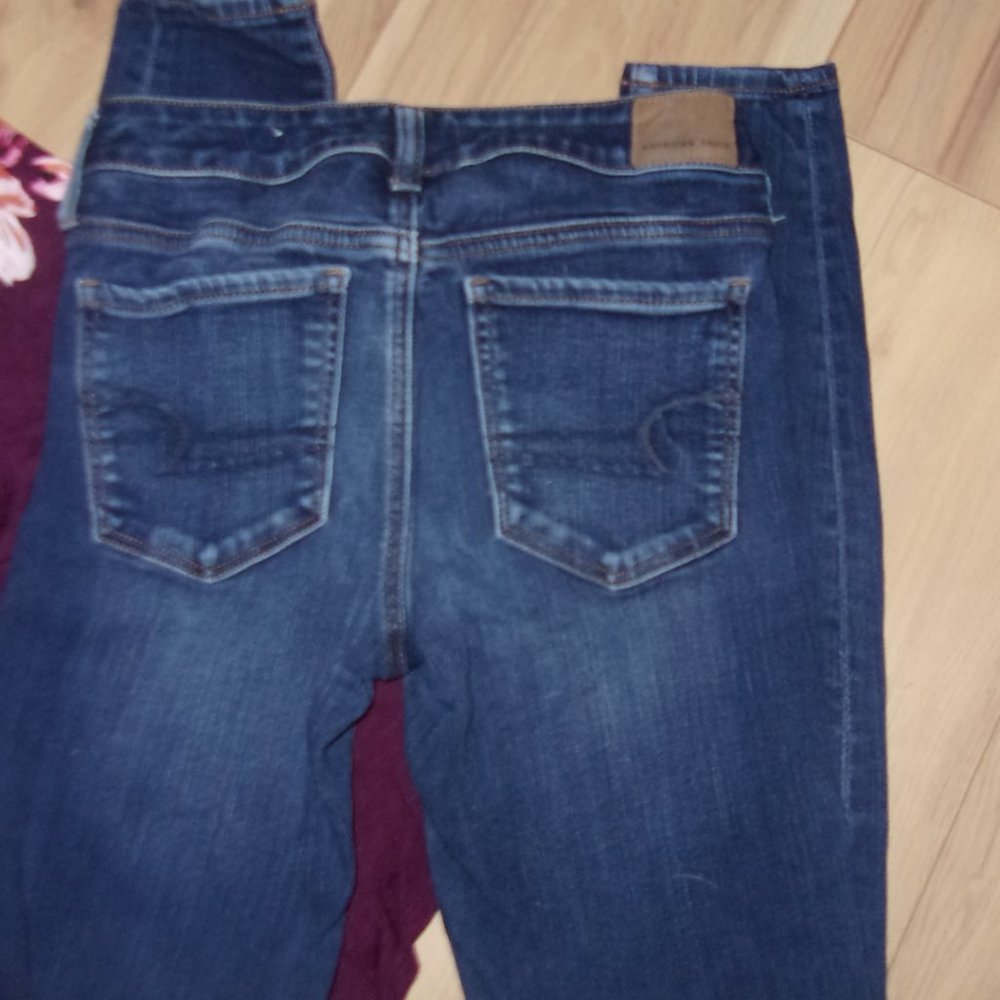 AEO size 4 blue denim stretch jeans womens pants four skinny american eagle